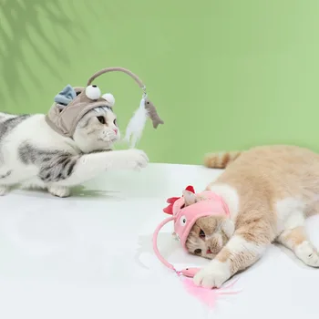חדש מחמד צעצוע חתול אביזרים נוצה ספקי חתול צעצועים אינטראקטיביים אביזרים הכובעים חמים כובע מקורה כיסוי הראש לשחק עצמי משחק