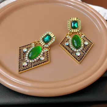 רטרו ירוק שרף זרוק עגילים Vintage להגזים גיאומטריות עגילים לנשים הארמון המלכותי Rhinestones עגיל תכשיטים מסיבת